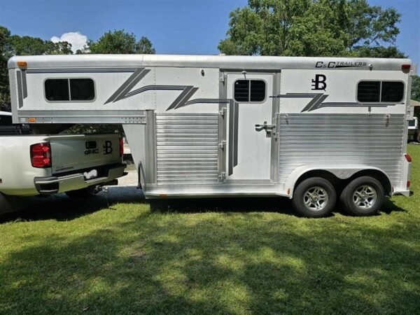 2000 C&C 2 horse Gooseneck - Image 3