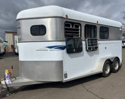 2000_Morgan_Built_3_Horse_Bumper_Pull_Horse_Trailer_-_Swingout_Saddle_Rack_-_Extra_Divider_Catch_UMOwoShioa9j.jpg