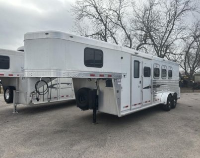 2004_Cherokee_Trailers_4H_GN_4DR_Horse_Trailer_ACskMae8z49s.jpg