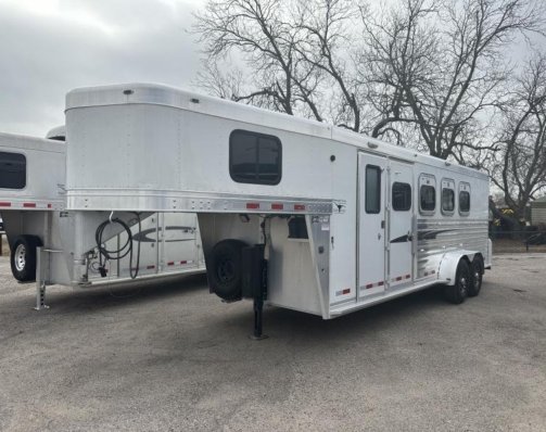 2004_Cherokee_Trailers_4H_GN_4DR_Horse_Trailer_ACskMae8z49s.jpg
