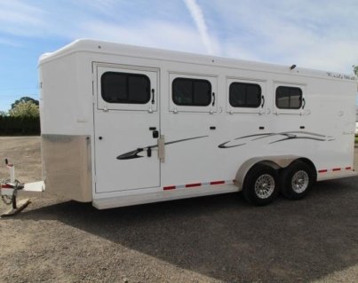 2019_Trails_West_Manufacturing_Classic_II_4_Horse_Trailer-_Escape_Door_-_7_4Tall_-_Convenience_Package_-_Swing-out_Saddle_Rack_IKszJYdgwmu-1.jpg