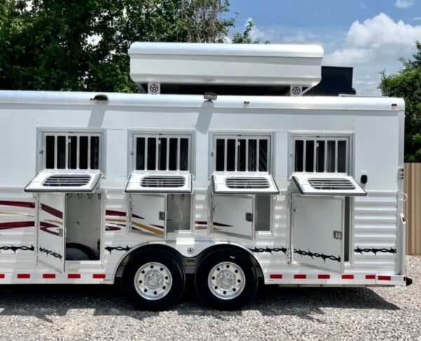 2005 Bloomer 4h Lq/Side Reverse Load/Full Rear Tack - Image 40