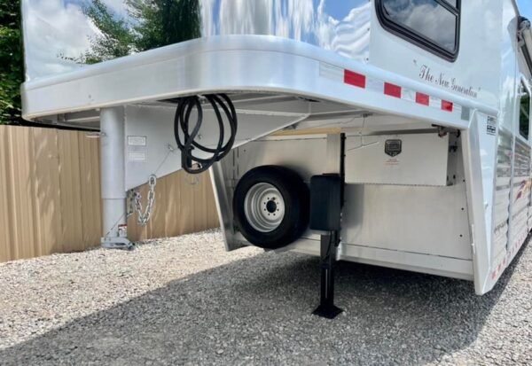 2005 Bloomer 4h Lq/Side Reverse Load/Full Rear Tack - Image 77