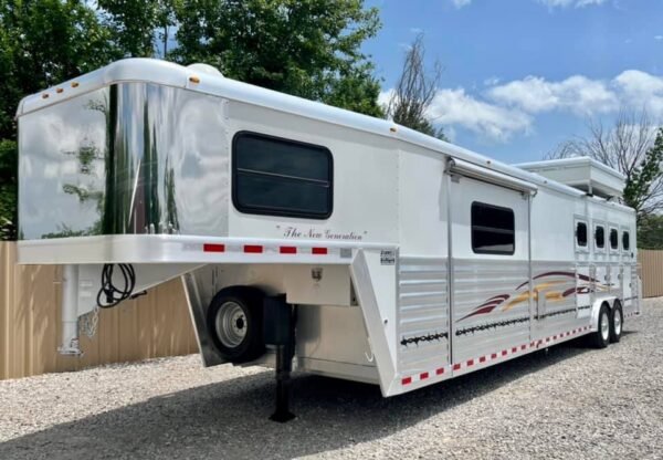 2005 Bloomer 4h Lq/Side Reverse Load/Full Rear Tack - Image 33