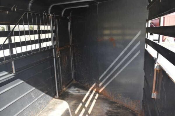 2007 WW 2HSL 2 Horse Trailer - Image 11