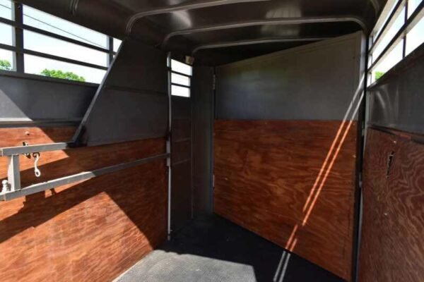2010 Calico 2 Horse Trailer - Image 8