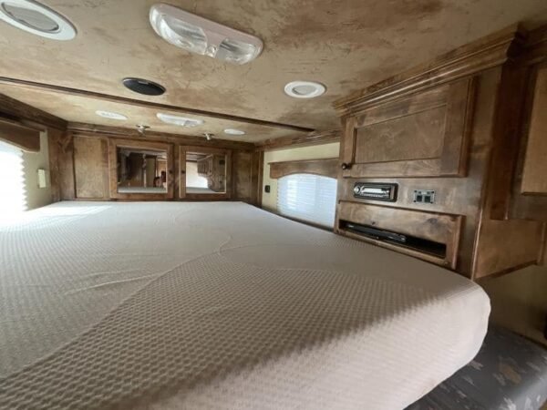 2008 4-Star Trailer 4 horse 12ft Outlaw LQ - Image 48