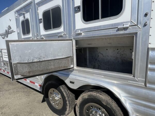2009 Platinum Coach 3 H 16' SW w/Outlaw Conversion - Image 9